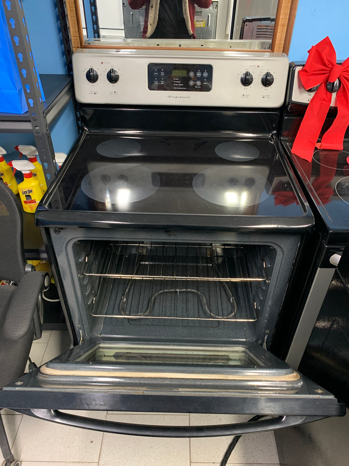Cocina electrica Frigidaire (Reacondicionada)