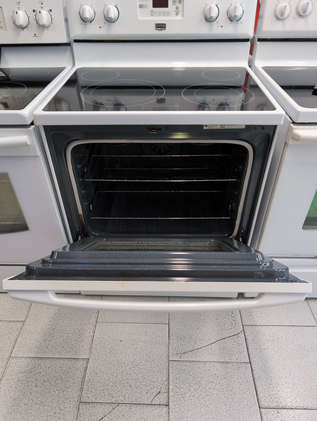Cocina MAYTAG (C0002)