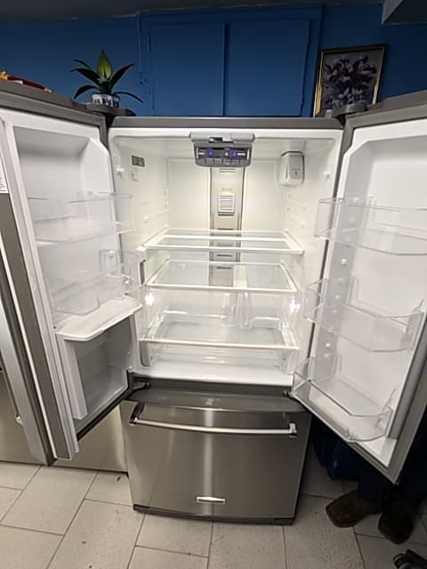 KitchenAid 30" Refrigerador con congelador inferior Plateado - Refrigeradora Reacondicionado