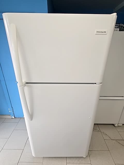 Frigidaire 30" Refrigerador con congelador superior Blanco - Refrigeradora Reacondicionado