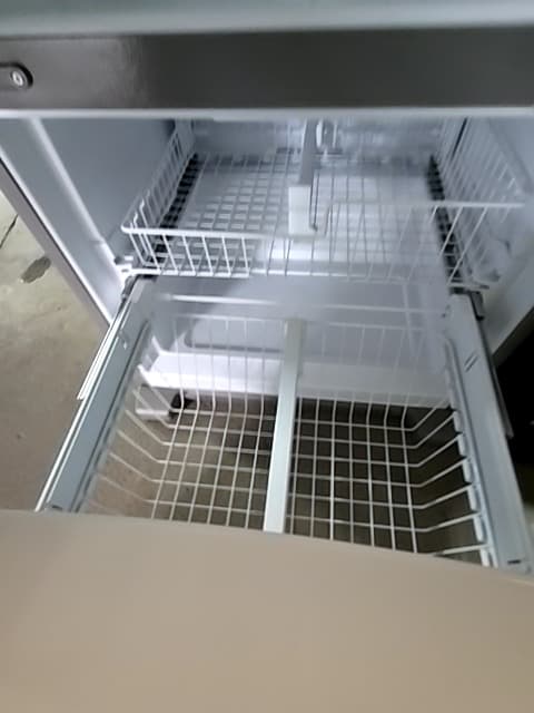 Maytag 30" Refrigerador con congelador inferior Plateado - Refrigeradora Reacondicionado 3