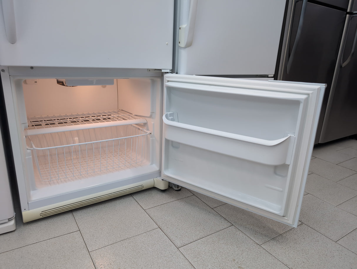 Refrigerador MAYTAG (R0006)