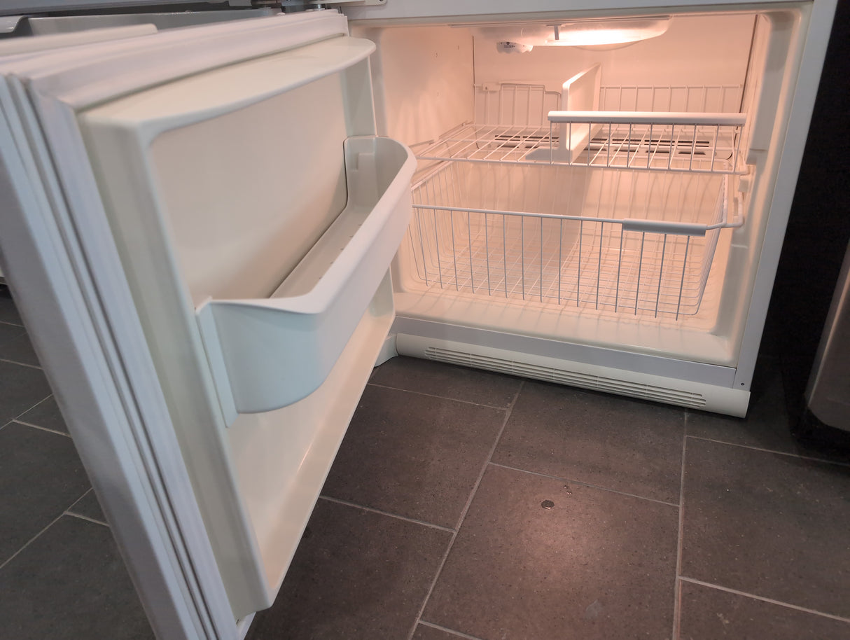 Refrigerador MAYTAG (R0014)