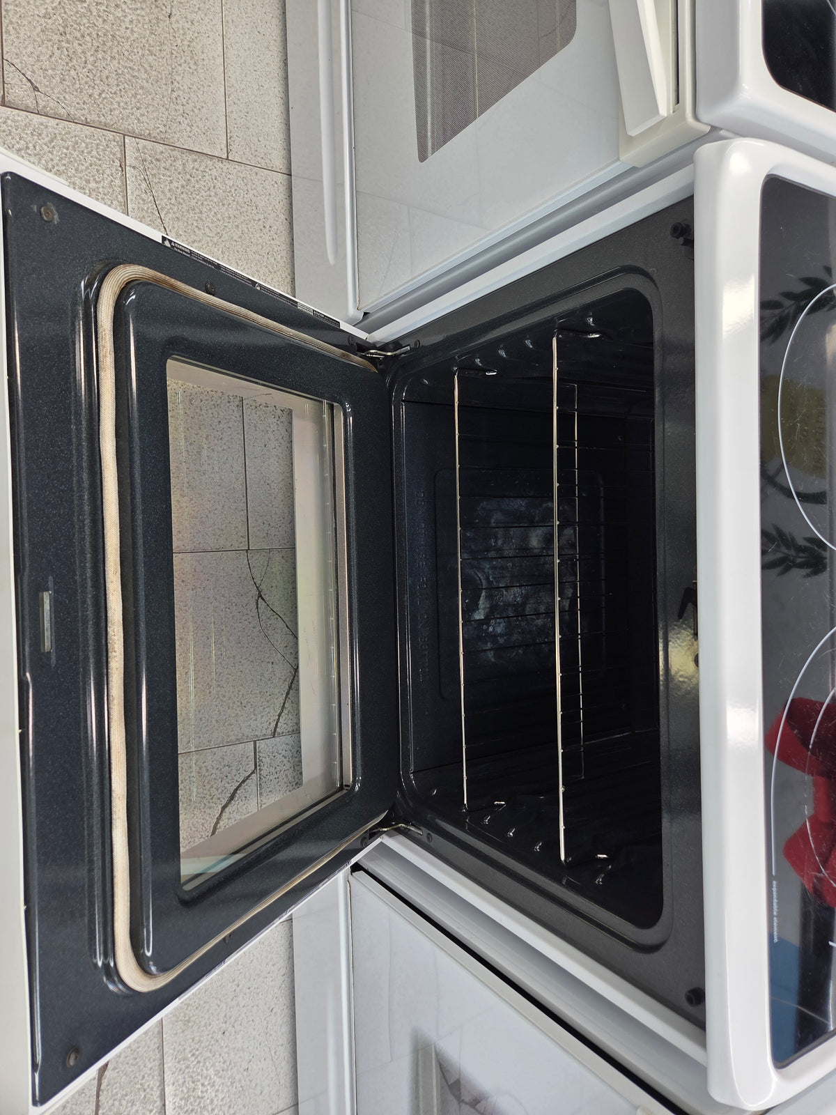 Cosina frigidaire (DG05)
