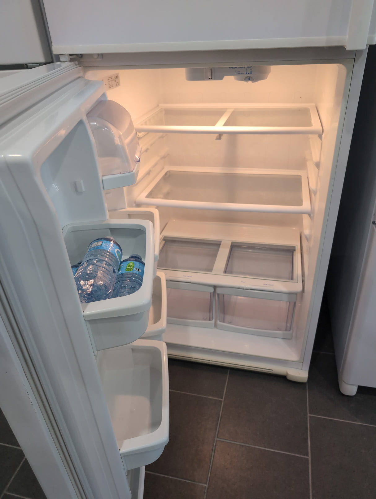 Refrigerador MAYTAG (R0013)
